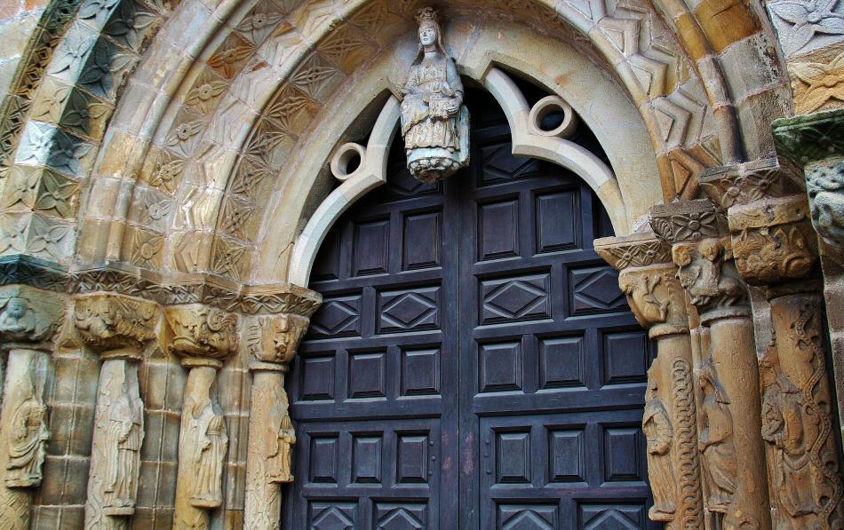 Parroquia de Santa Maria i Oliva